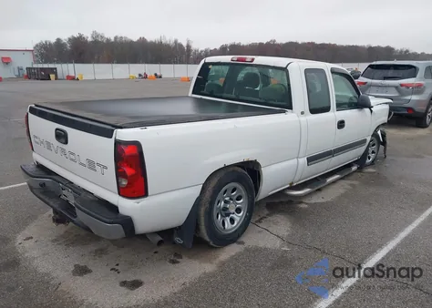 2005 Chevrolet Silverado 1500 z USA, uszkodzony, nr VIN 1GCEC19TX5Z153391